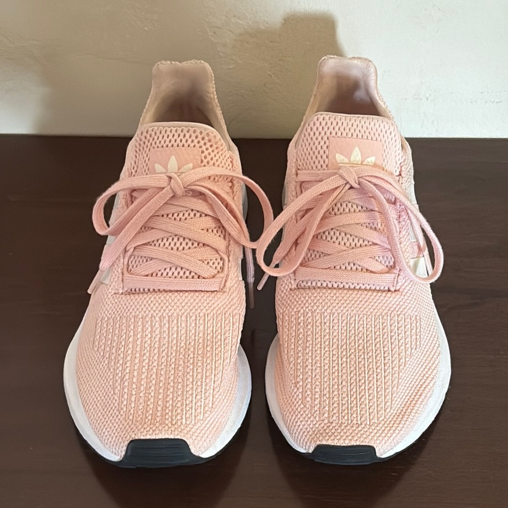 Adidas Swift Run, Icey Pink/Cloud White